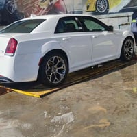 ٣٠٠ إس • ٢٠١٨ • كلين كندي