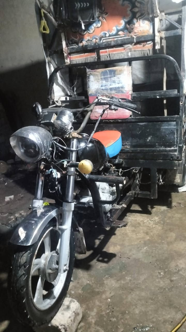 ستوته للبيع 2016 السعر 650 بها مجال المكان بالايسر انا مكلف بالنشر ***********
