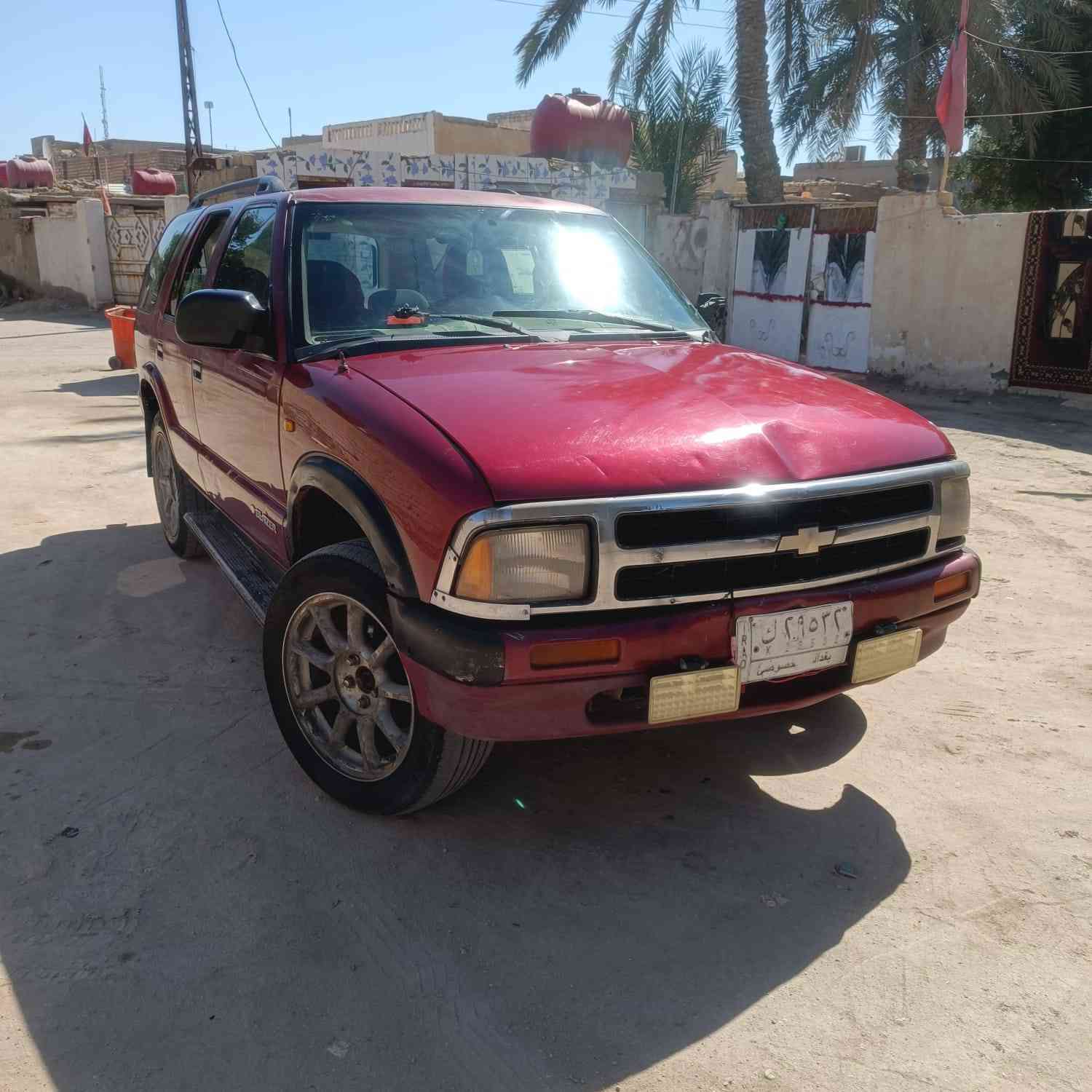 السلام عليكم شوفر بلايزر للبيع محور مكينة ففتي 3000 و اتكفل تحويل رقمة بغداد الشراي يتصل ع الرقم *********** العنوان الحمار
