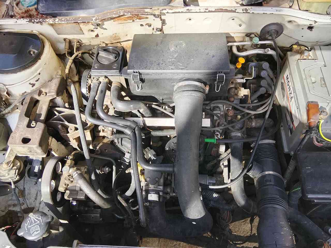 السلام عليكم سمند خصوصي رقم انكليزي ذي قار نضيفه المكان الناصريه مركز***********
