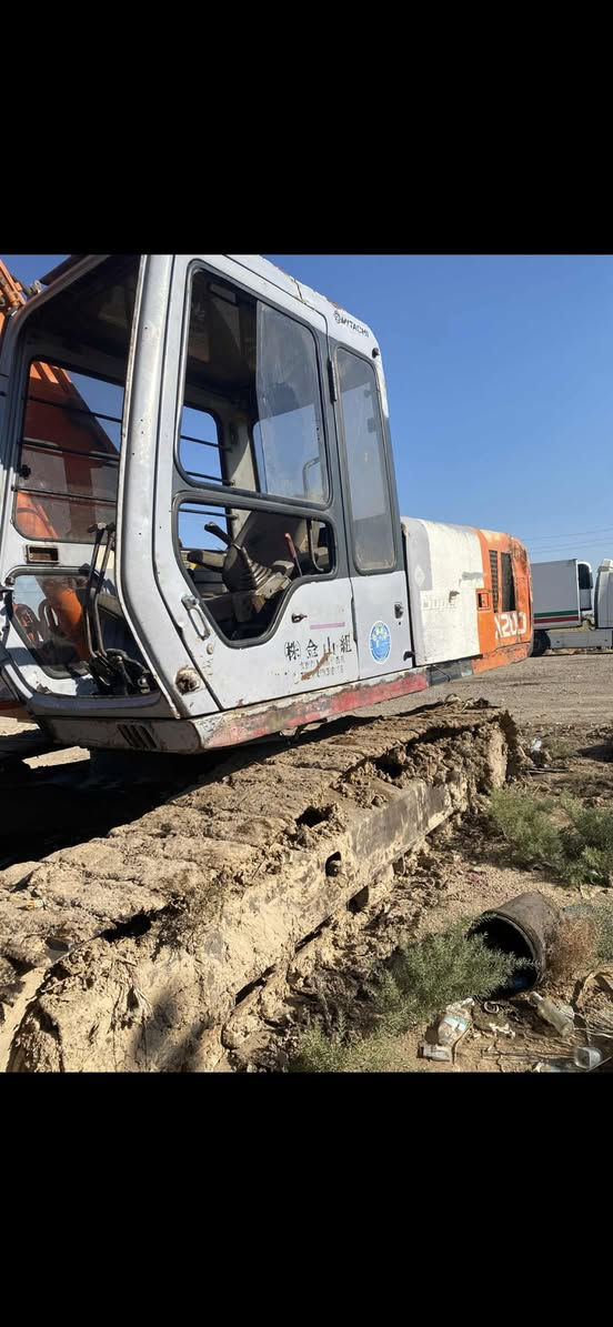 سلام عليكم حفاره تو البيع رقم الماني جاهزه العمل ***********
