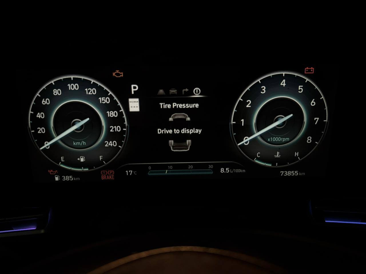 السلام عليكم صلي على محمد وآل محمد سيارة النترة موديل 2024 رقم بغداد المواصفات شاشة إلكترونية رادار امامي و خلفي امريكي محرك 2000 وقود السيارة بانزين السبير ما نازل و بصمة كير مكينة مكفول سونارهة كبالك العنوان بغداد الشعله قطاع 12 رقم الهاتف***********.
