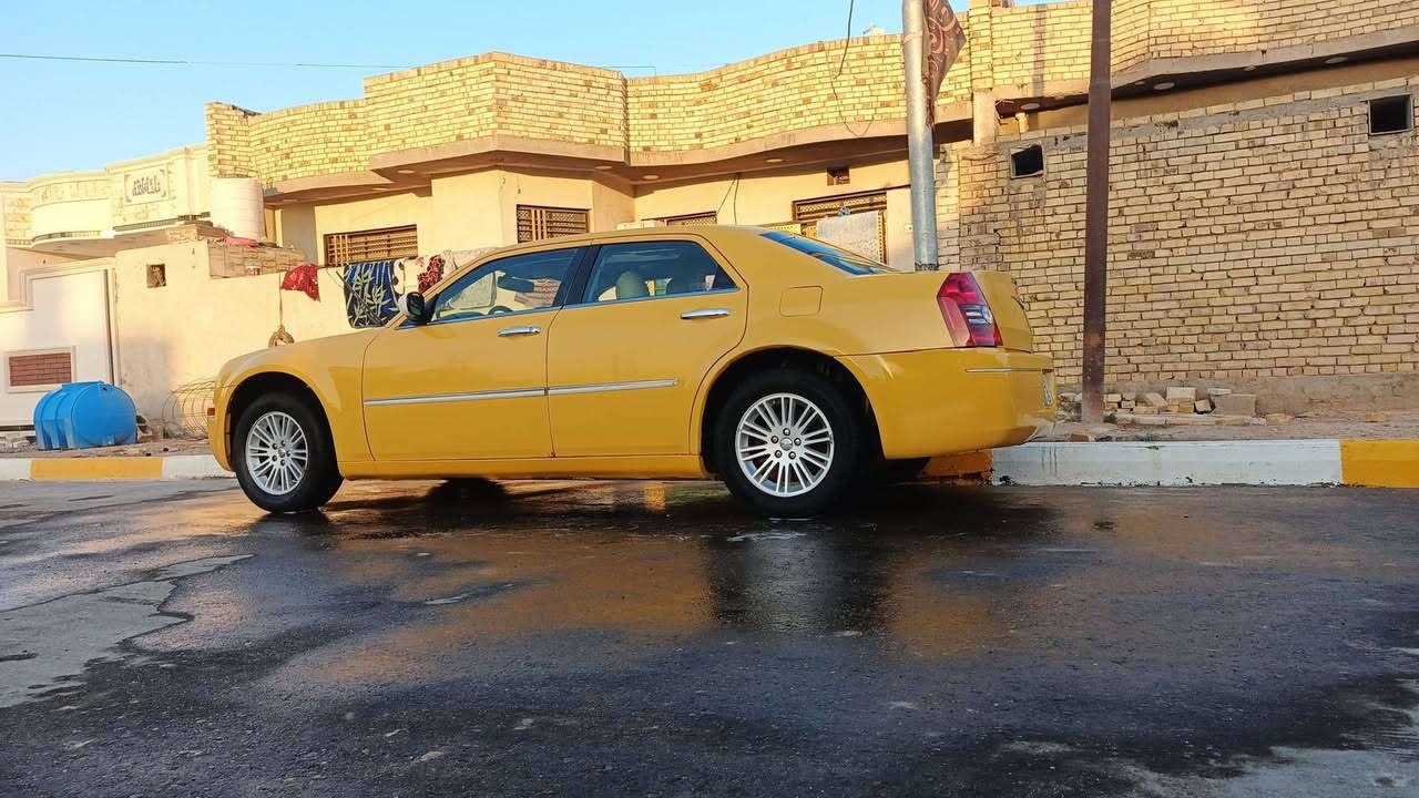 سلام عليكم سياره وبامه عشره اصل كير مكينه اكسن كله جديد سياره جاهزه كبل الشارع ***********
