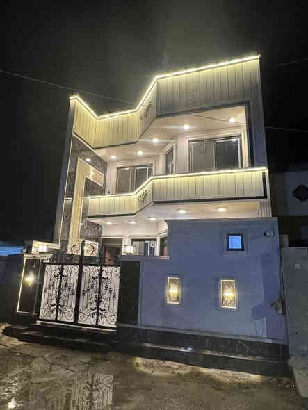 للبيع بيت 
طابو  عنوان ٧٨
واجهه ٧ونص ونزال ٢٠
واجهه فوم  وحجر وبورسلين 
بوب قاصه
شبابيك جام سلايت
ارضيه بورسلين
سقوف بوكس جبسن  بورد 
يتكون من ٣  غرف نوم
مطبخ استقبال حولي  خدمات 
 الدرج مرمر بيانو 
المحجر جام
خدمات خارجيه 
سطح شتايكر 
يحتوي عل سخان ماطور ماء
مغاسل بورسلين داخل وخارج
تانكي عدد٢
للاستفسار اتصال علـ ***********
***********
