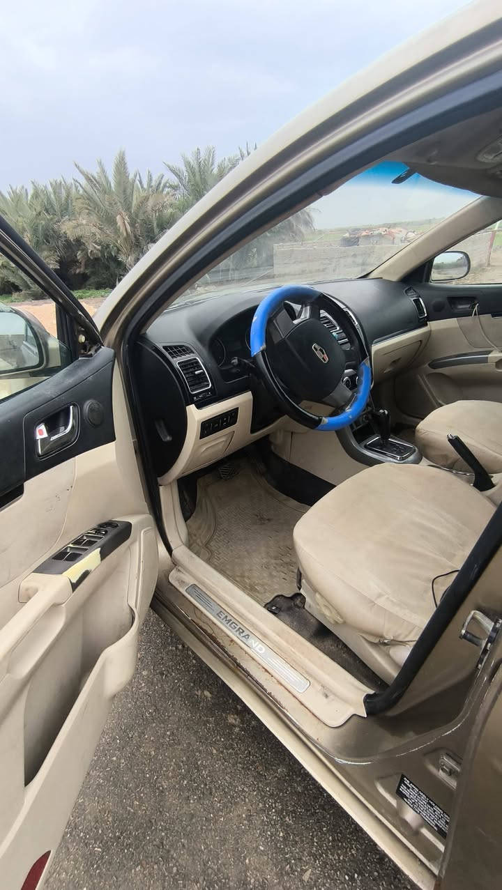 #للبيع جيلي ام كراند c7 ,, موديل 15

 السياره جاهزه تخم تاير جديد ، تبريد ❄ ثلج
 رقم المثنى ،، تحويل ثاني يوم 
مكاني السماوة 📍 
السعر 43 وبيها مجال 
رقم الهاتف ***********
