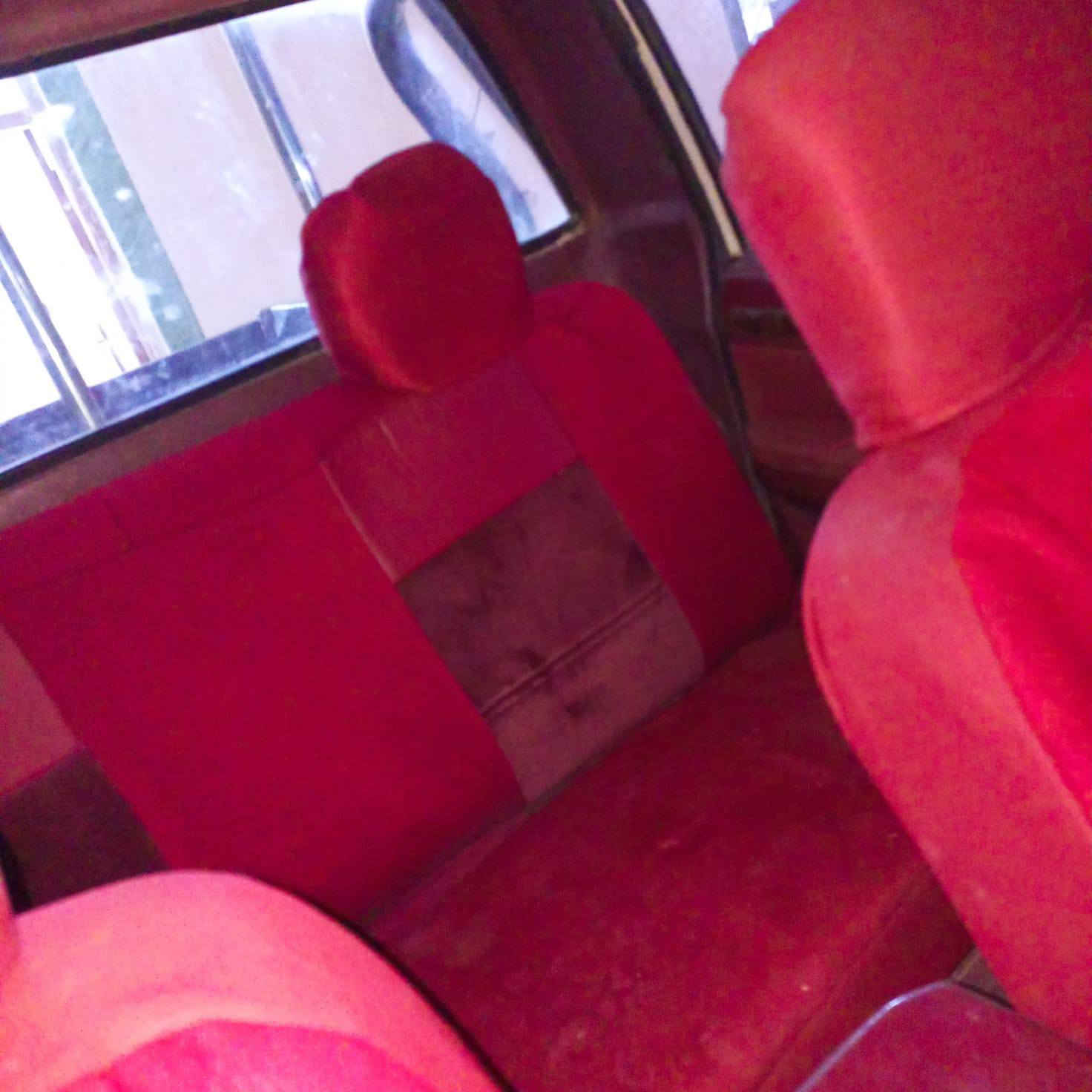 كنوة 2011 كفاله رقم قادسيه مكينه وكير وتخم تاير جاهزه السياره السعر 40 بيها مجال بسيط مكانها القاسم رقم الهاتف 
***********
