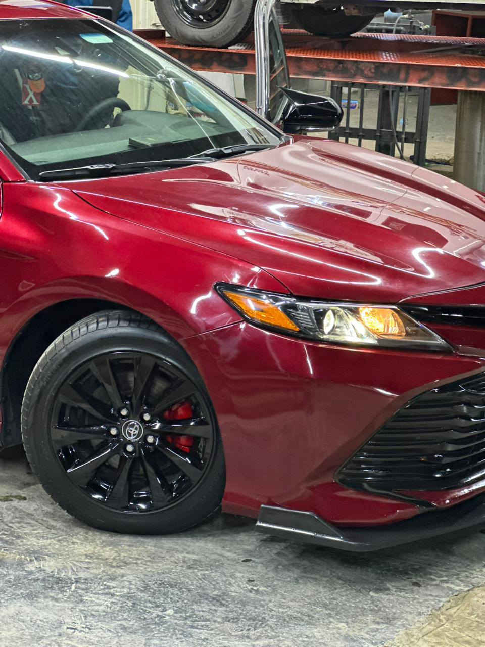 كامري18 شمالي امريكيه اكلين
فول بدون فتحه السونار وياهه 
مكانهه بل تاجي الشراي يتصل ***********
نت ماعندي أحله من الصوره السياره كلش نضيفه
