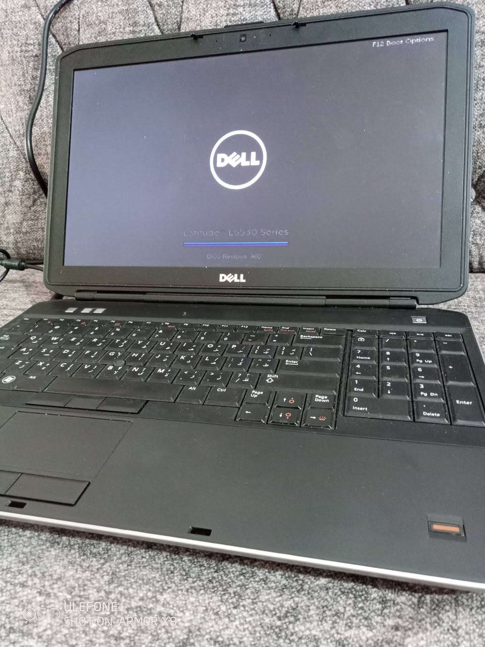 السلام عليكم..
لابتوب دل DELL E5530
كلش نظيف ومرتب استخدام متوسط 
للدراسة الاكسل والورد والطباعة والتصفح وخزن البيانات وجميع برامج التواصل الاجتماعي وغيرها 

حجم 15.6
رام 4 قابل للزياده 
هارد 128 SSD  قابل للزياده 
معالج cor i5 3320M من الجيل الثاني 
كيبورد ضوئي 
شاحن 
ملاحظة.
البطارية منتهية لا تعمل 
السعر 80 الف 
مكاني بعقوبة التحرير


**إذا كنت صاحب هذا الإعلان وتريد حذفه لأي سبب، رجاءا أرسل رسالة إلى الدعم الفني**