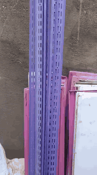 السلام عليكم رفوف للبيع نضيفات العدد 30 الرقم ***********
