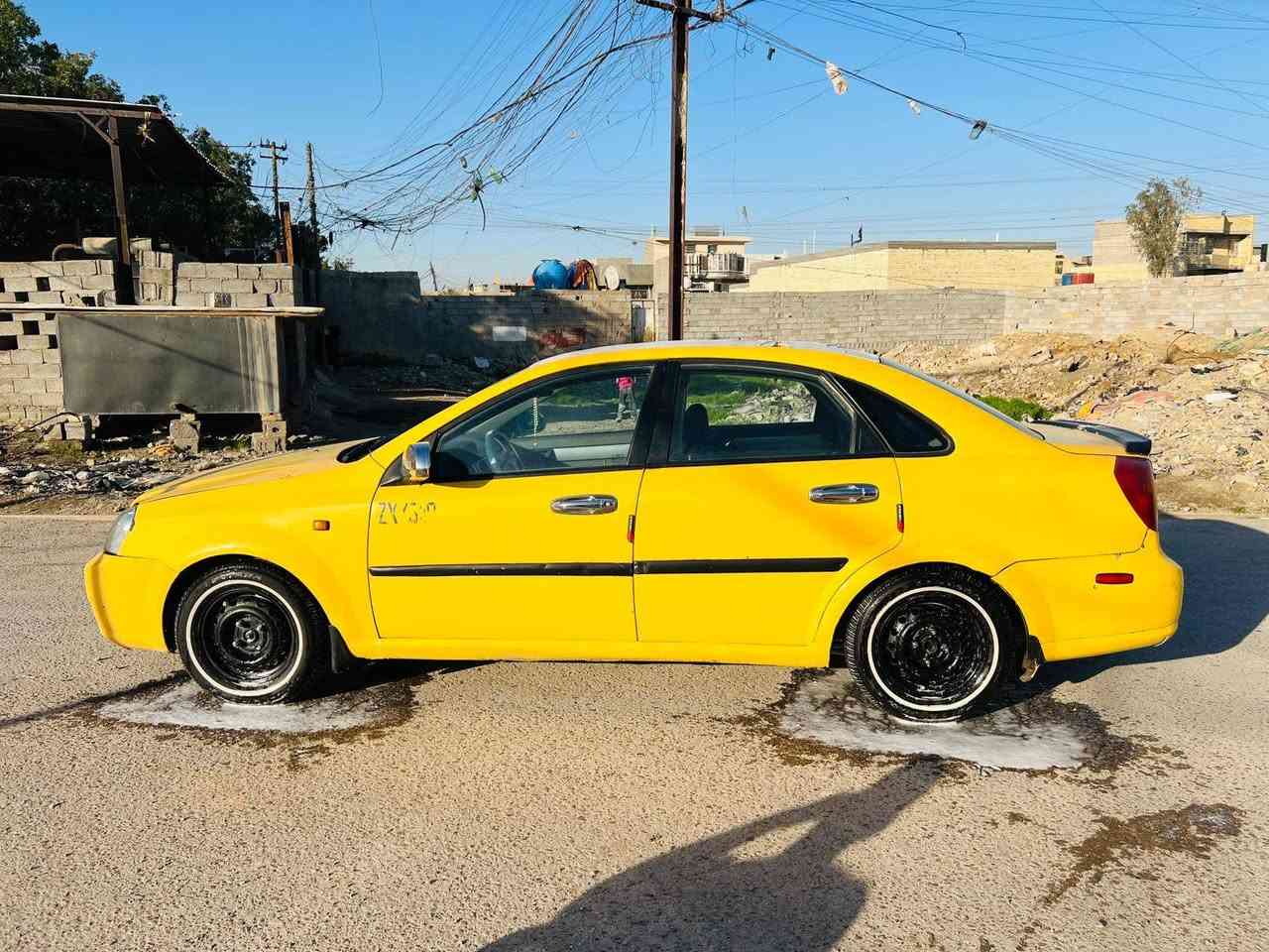 سلام عليكم للبيع فورنزا موديل 2008رقم بغداد انكليزي بسمي تحويل مباشر اخوان سياره خير من الله مابيهه اي نقص تخم تاير حداديه جديده كير اوتماتيك مكان السياره بغداد سعر مناسب بيع مستعجل 
الاستفسار ***********
