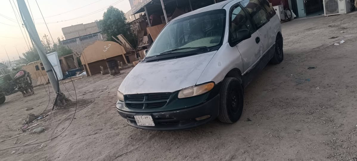 السلام عليكم دوج كرفان مديل 2000محرك وكير بلاد 2400 سياره مابيه صرف ابد حساسات ادامه كامله حداديه كامله مبدل مصارله شهر تخم تاير جديد كهربائيات شغاله نقصه تبريد فقط سياره جاهزه تراي وين ماتريد اطلع للبيع مستعجل بسبب ضروف مكاني الديوانيه  متواجد *********** السعر 30 وبيه مجال او مراوس وفرق عادي
