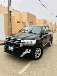 لاندكروز موديل ٢٠١٦ بريم السيارة رقم بغداد سونارهة موضح ب المنشور سيار...