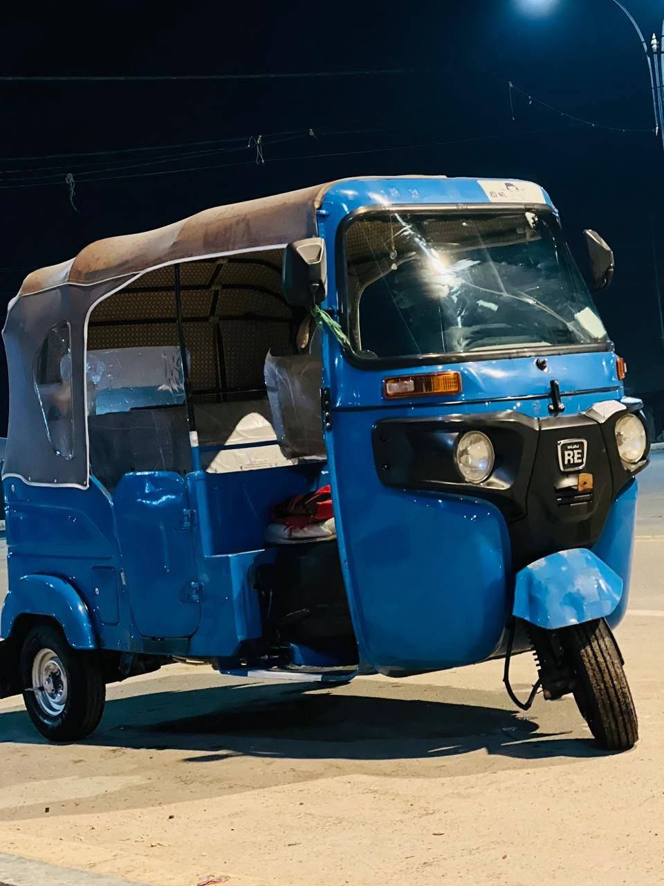 سلام عليكم 
تكتك للبيع موديل 2023 اوراق اوراق.
مكاني الناصرية البطحاء.  للأستفسار  ***********
