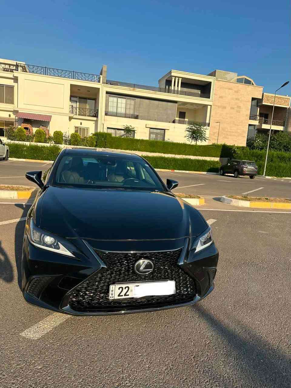 ليكزز 2020 f soprt سةنةوى و تاخم تايه و پيشى و پشتى هةموو نوييه 3 پارجةى پيشى سبوغة بةبى ژوريى 92 هةزار كيلؤ مةتر روية سيارةكة يةك دينار مةسروفى نيه . رةقةم 0750-4487531 أربيل, العراق
