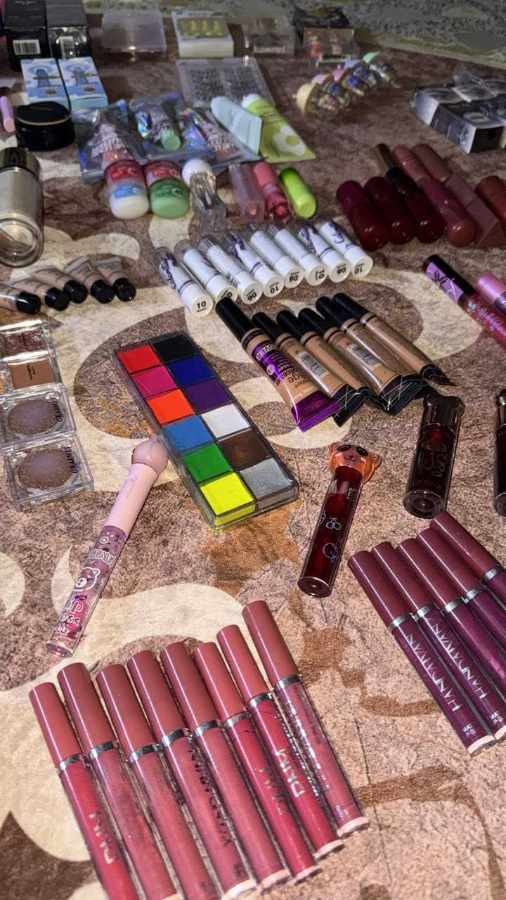 متوفر مكياج بسعر مناسب فوك ٢٠٠قطعه


**إذا كنت صاحب هذا الإعلان وتريد حذفه لأي سبب، رجاءا أرسل رسالة إلى الدعم الفني**