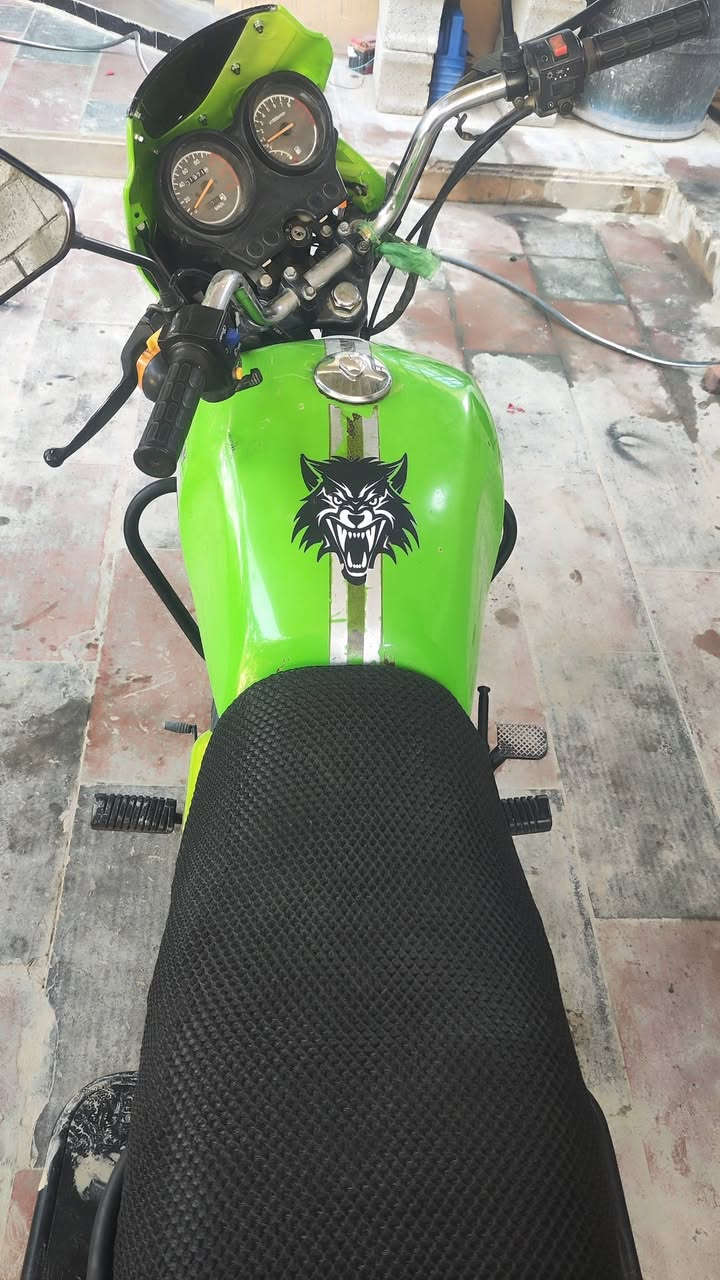 السلام عليكم دايوان 20 كامله اي نقص مابيها اوراق سكنر 1150وبيها مجال بغداد قرب بسمايه ***********
