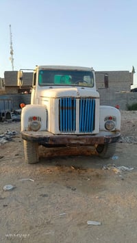 سكانيا • موديل ٧٥ • تنكر