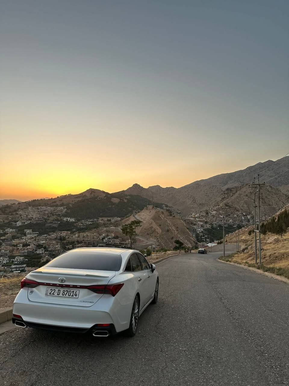 TOYOTA CAMRE 2022 XLE
هەزار ماشاءالله سەیارەکی پاکەتی 
زۆر کەم ڕۆیشتوە 38هەزاری کیلۆمەتری حەقیقی ڕۆیشتوە 
سلایدە 
بەسمەیە
  بێ بۆیاغە  بێ دەعمە  تایبەتەی 
تازەیە سەنەوی  پێنج مانگە نوێکراوەتەوە بەناوی خۆمەوەیە سەیارەکە 
نوقستانی تێدانیە هەموو گیانی لەسەر دەقی شەریکە ماوەتەوە 
 گێڕو مەکینە بەشەرت
 هیچ کێشەیەکی تيدانیە

ژمارەی خاوەنەکەی
0750 864 8671
