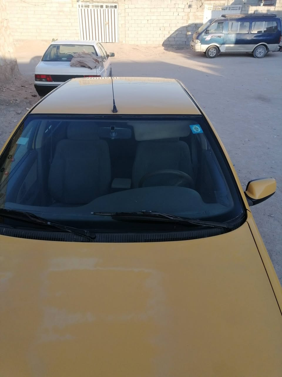 سلام عليكم التفاصيل كلها بل فيديو (ملاحضه شوف اسعارهن هيج موديل وهيج نضافه تحياتي) 
بيجو لميس البيع سيارة خير من الله وجاهزه عله اخر حبايه موديل 2016سيارة ب اسمي وبنجف تبريد مكينه كير حداديه تخم تاير كله جديد وناعمه بشارع سعرها 45وبيها مجال الشراي رقم (***********)
