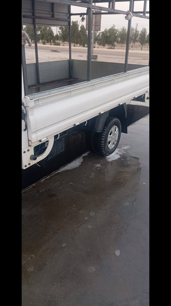 سلام عليكم سيارة كيا بنكو محرك2700 موديل2016 سنوية جديدة رقم جديد سيارة مكفولة ماعدا طخه بل باب جهت العبري سعر(100)$$بيها مجال حك جية مكاني بصرة 
للاستفسار(***********)غير متواجد ع فيس بوك اني مكلف بلنشر

@علي لطيف
