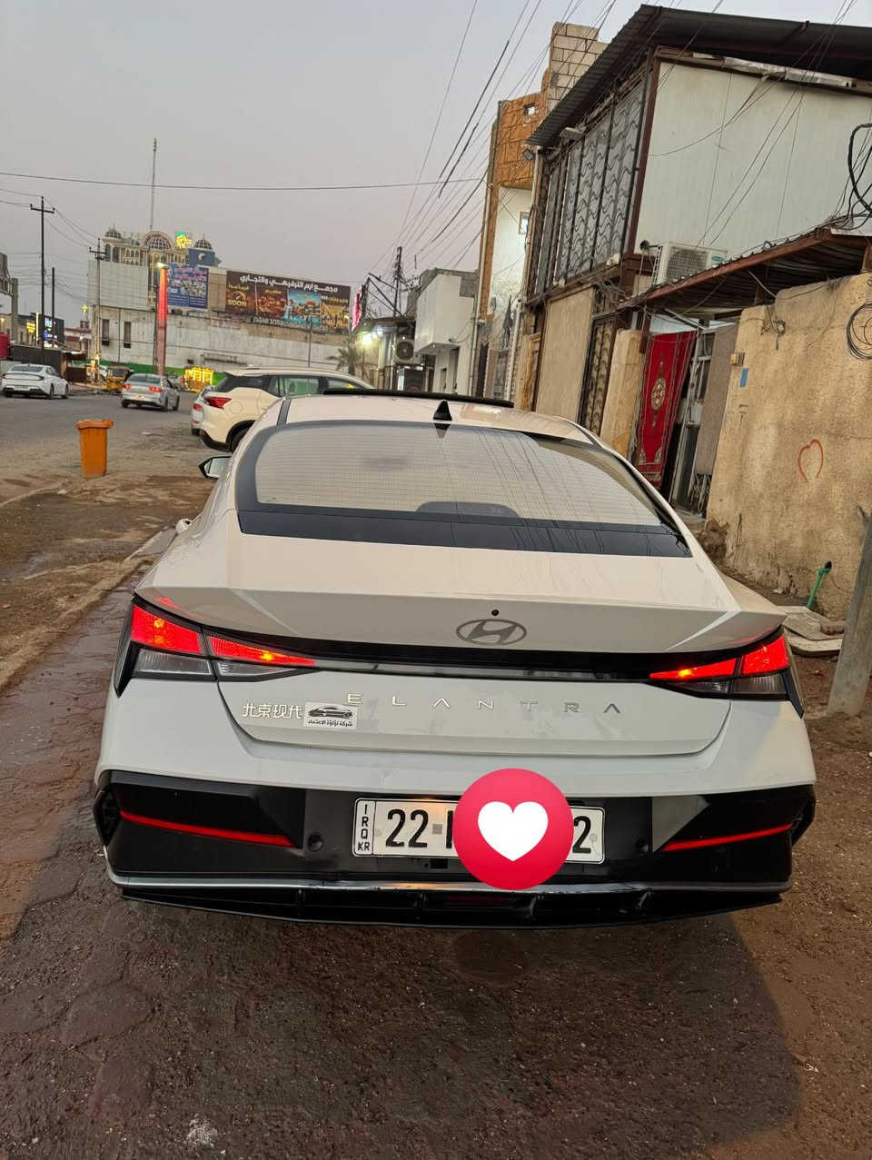 سلام عليكم 
النترا 2024تجميع صيني ماشيه 44الف كلين السياره بدون صبغ او تبديل فقط بارد بيها بلباب وبلصندوك
فول مواصفات فتحه سايد بريك بصمه كشنات جلد حساس امامي خلفي ومعروفه موصفاتها العنوان بصره ***********
