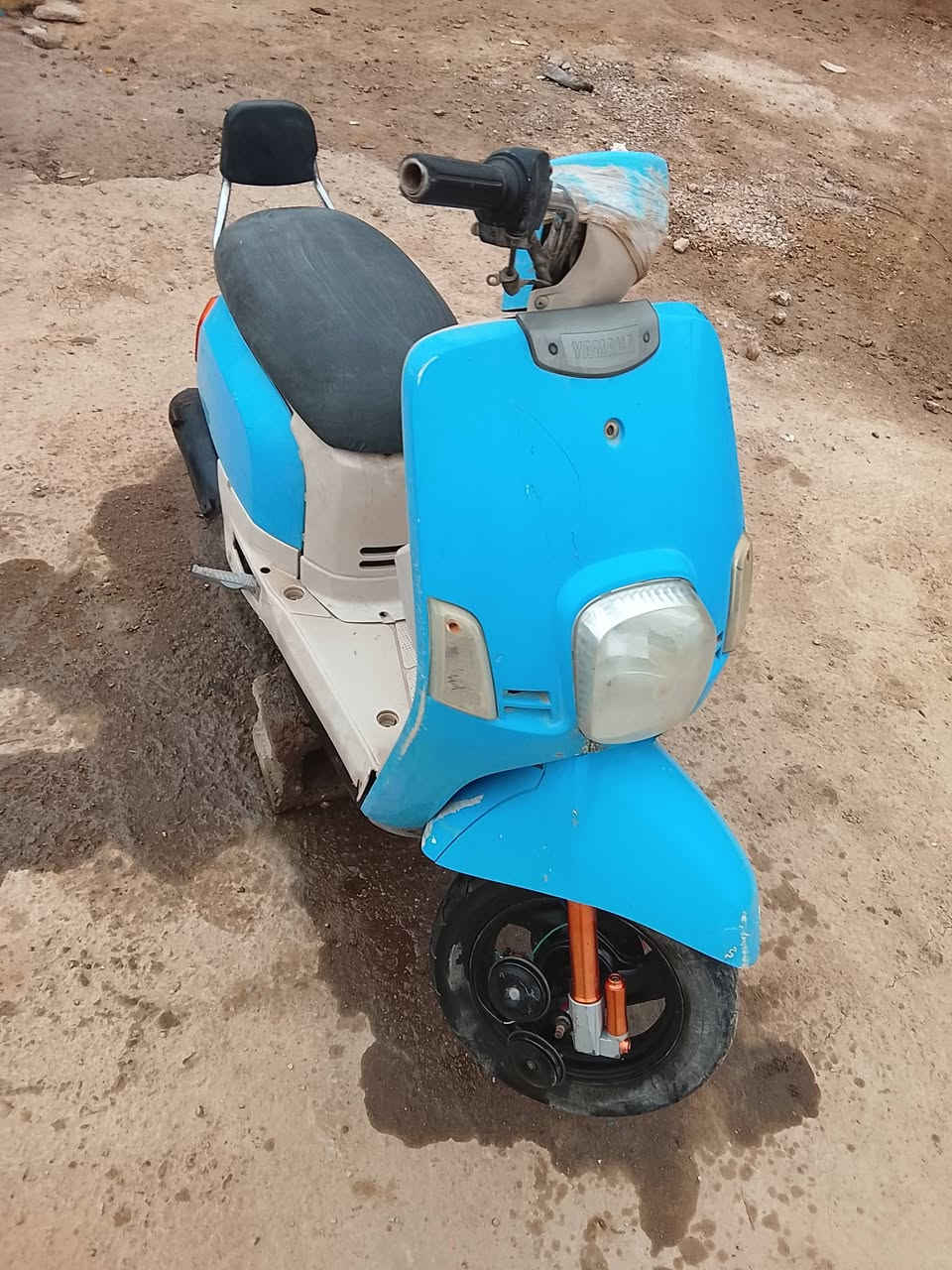 سلام عليكم ماكس بوليس مديل 2007 بوشه 49 مفتوحه مره وحده صوتهه ناعم هندر شغال والسلف  عايز بس شخاطه السعر والاستفسار عن الرقم ***********
