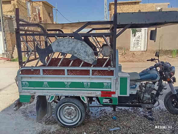 السلام عليكم ستوته للبيع رقم ابيض موديل 11 السعر 1400 وبيها مجال الطيبن ***********
