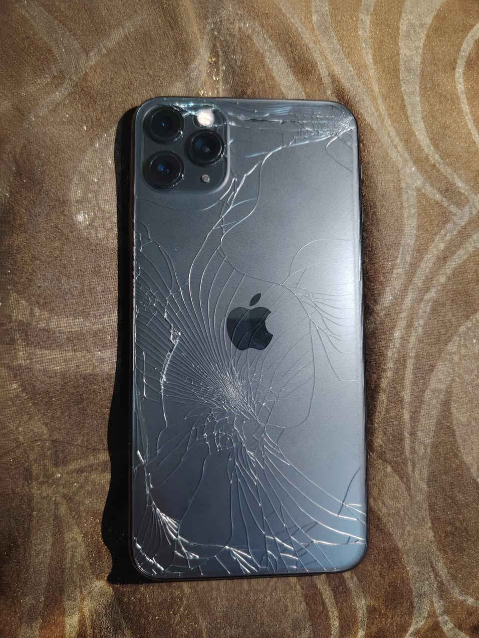 سلام عليكم
11برو ماكس مبدل شاشه وبطارية
ثنينهن اصليات ذاكره ٢٥٦ سعر ٢٧٥وبي مجال


**إذا كنت صاحب هذا الإعلان وتريد حذفه لأي سبب، رجاءا أرسل رسالة إلى الدعم الفني**