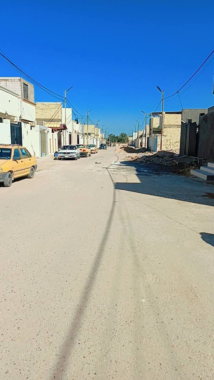 150 متر للبيع في سكله الكرعاوي، شارع الزوار، طابو زراعي، قرار محكمة باسمك، مشمول بالتطويب. البناء طابوق، نهروان جمهوري، صب تسليح مركزي. السعر65 وبي مجال. للاستفسار: *********** (واتساب)". النجف, العراق
