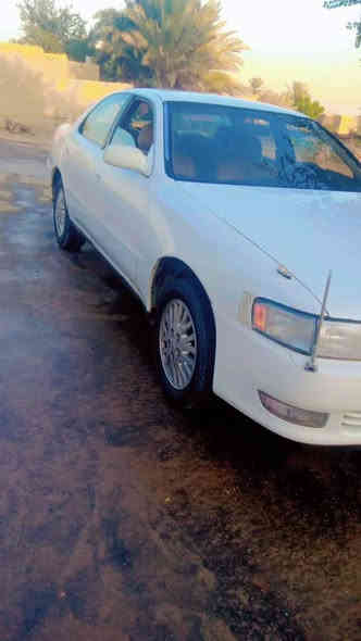 يلا السلام عليكم سياره كريستال للبيع سياره مقفوله من القص وراء الضربه والاصولياته السياره متعوب عليها مال جناي مكينه وقير ويا الكرتون مكلف بالنشر رحم الله والديكم خاص ماكو واتساب ماكو السعر 52 وبيها مجال***********
