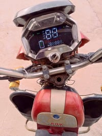 دراجه شحن بطاريات جدد سعرها 350 هـــــــ 0780 775 8467