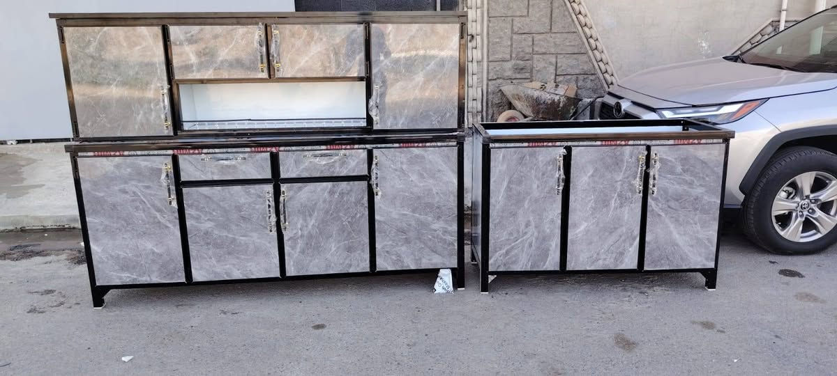 معمل الرحمة الالمنيوم يوجد لدينا كاونترات بيع كل انواع توصيل جمله داخل كركوك جمله مفرد ***********
