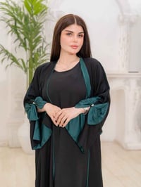 بشت اماراتي • بشت • عباية • ازياء نسائية • تطريز يدوي • شال • ملابس نس...