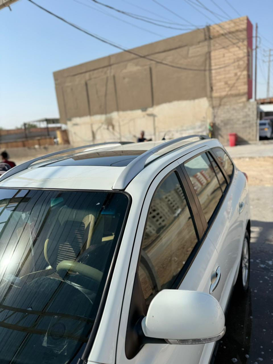 السلام عليكم
( هونداي سنتافي 2012 ابيض خليجي ) 
سياره رقم نجف 🔺

سياره فول موصفات 1/1 ( فتحه - 3قطع تبريد - 6 سلندر - ….) 
سياره باسمي - بيها 3 قطع بارد 

سعر 160 وبيها مجال ان شاءالله 
مكان سياره ديوانيه 
***********

مكلف بالنشر الاتصال على صاحب سياره
