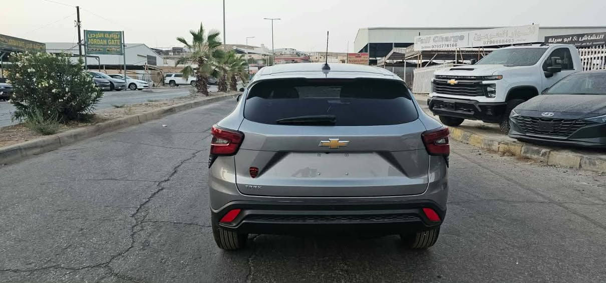 السلام عليكم
تراكس موديل 2025
السياره بعمان المنطقه الحره عارضها للبيع بسعر 70 ورقه قفل تدخل باسبوع من تاريخ الشراء
الضرر موضح بالصور
ماشيه 1600 مايل
سويج السياره
كب ويل
شاشه كبيره
وبقيت المعروفه للتراكس
العنوان بغداد طوبجي *********** بغداد, العراق
