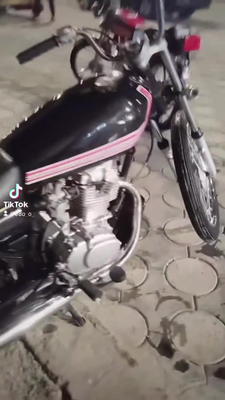 سلام عليكم دراجه وراق موديل 2016 دراجه نضيفه سعر 750وبيه مجال ‪0774 953 6817  هاذ رقمي
