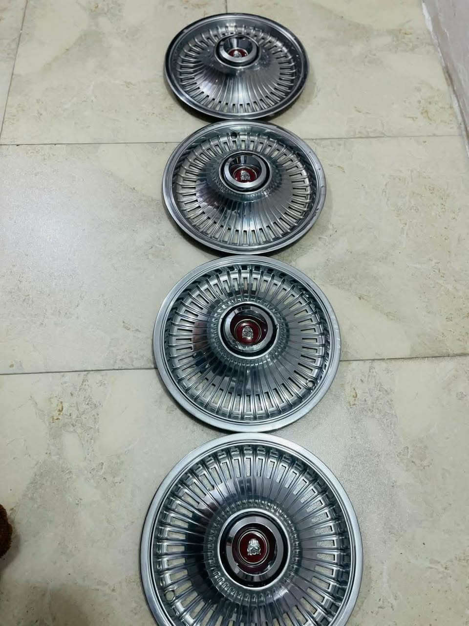 السلام 🤝عليكم من رخصد امدير الكروب كبات اولدز فناجين اصليات  البيع🗣️نضافه 100/100طبكتهن موس كبات 🛞كلش حلوات لا رصعه ولا شخوط ولا ركله 🧭مكاني بغداد ☎️ ‭    0771 471 9049‬
