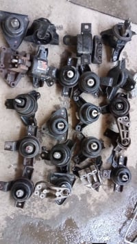 دجات محرك وكير حاويه جمله فقط سعر القطعه 15 وبك لايت كوري وامريكي جمله...