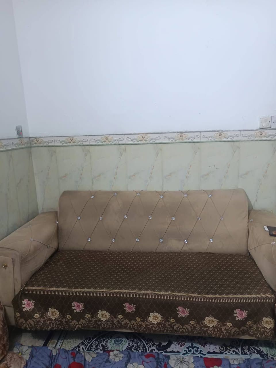 اغراض لبيع الكنتور ابو ٤ صاج تفصال سعر ٣٠٠
وكنتور ابو ٣ سعر ٢٠٠
تخم  ١٠ مقعد سعر ١٥٠
وكاونتر سعر ٢٠٠ كلھن نضاف


**إذا كنت صاحب هذا الإعلان وتريد حذفه لأي سبب، رجاءا أرسل رسالة إلى الدعم الفني**