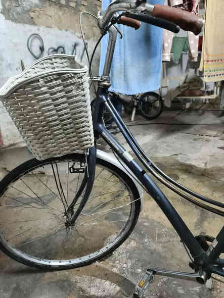 السلام عليكم
باسكل ياباني
 حجم 26 
نظيف ومابي نقص 
السعر: 50الف
العنوان الرمادي حي البكر قرب النادي الملكي 
للاستفسار الاتصال ***********
