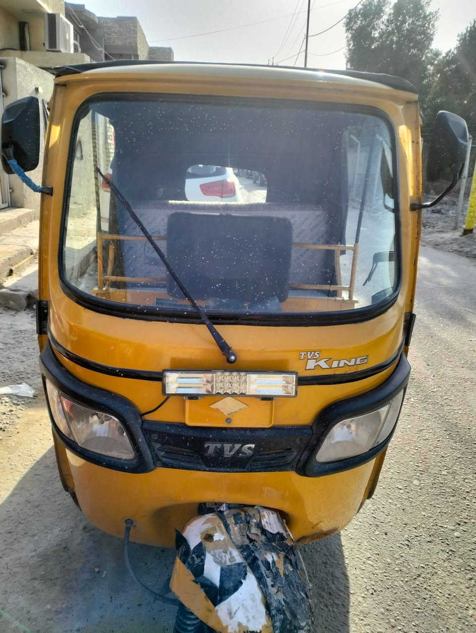 أوراق 18شهر 10 استلام 19 تكتك كير ومكينه وكسل كفاله  تكتك سمكرتها وبعد بس صبغ كهربائية كلها شغاله العنوان بغداد مدينه الصدر السعر 2700 قفل
‏‪0771 829 5215‬‏
