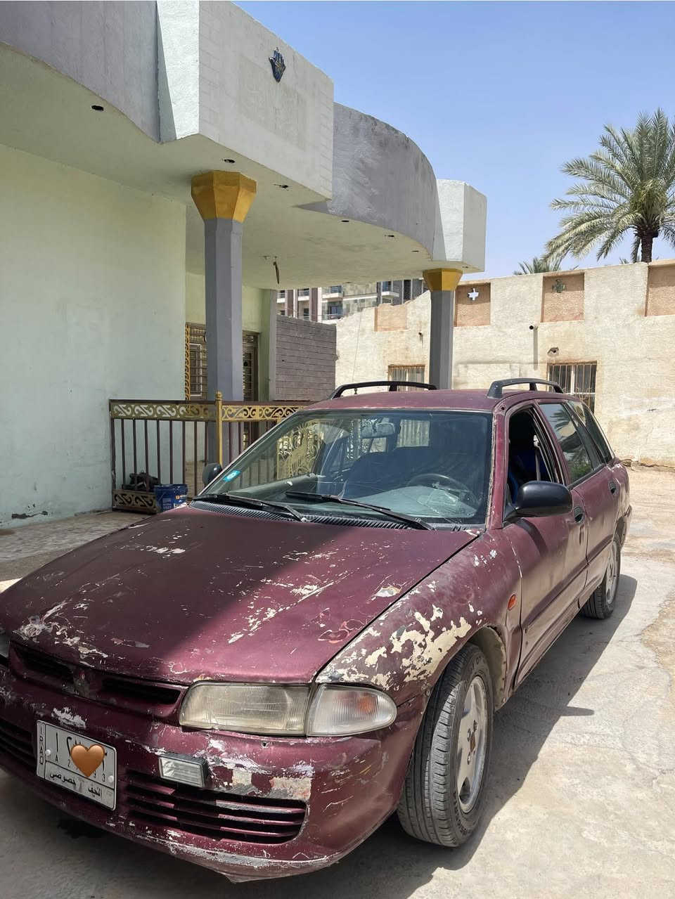 سلام عليكم 
للبيع ميتسوبيشي لانسر شتيشن موديل 1995 سنويه بعدها ماساقطه ب 2028 يله تسقط محرك تجفيت جديد وكير يخبل تخم تاير جديد  السعر 22 وبيه مجال  مكاني كربلاء   ***********
