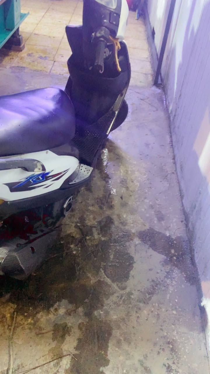 سلام عليكم دراجه ماكس للبيع بوشه 55 دراجه شلعه ومعدل تخبل تجي وتشوفها مكان بغداد *********** السعر خاص
