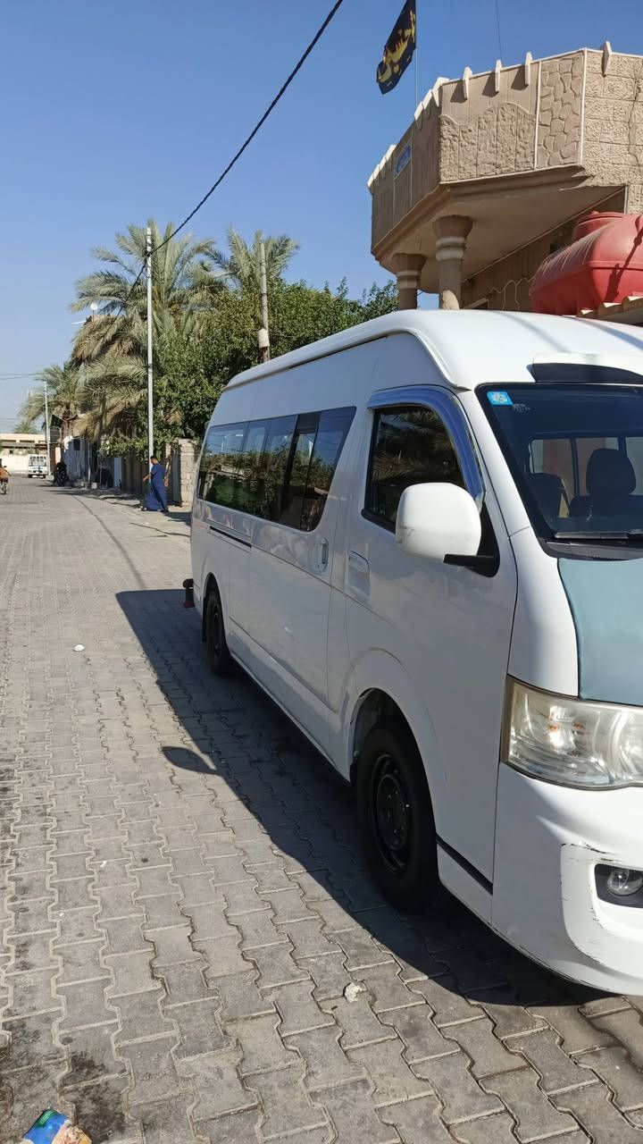 السلام عليكم جنبي 2023 السياره جديده كفاله عامه ماشيه ١٤٠الف دوشمه نضيفه تبريد فول السعر ٢٣٠ 
***********
