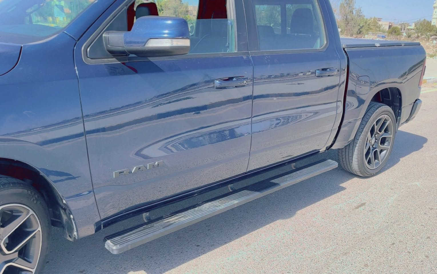 دوج رام 2020 حجم سبورت 
كلين
 ##(للبيع او مراوس) .
باب طويل بدي قصير المرغوب
مري شفط
تشغيل عن بعد
استيرن تدفئه
كشنات تدفئه 
جامه خلفية كهربائية 
رادار امامي خلفي 
توقف خلفي مال أطفال 
كامرة خلفية
مكينة 8 سلندر هيمي (5700) 
ويل حجم 22 
لد امامي خلفي
كشن كهربائي 
دوسات بانزين وبريك يصعدن وينزلن كهربائي
رقم اربيل دولي
ديالى .  بعقوبة 
           (0770108844)


**إذا كنت صاحب هذا الإعلان وتريد حذفه لأي سبب، رجاءا أرسل رسالة إلى الدعم الفني**