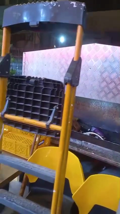 غراض مطعم كامل للبيع كلهن جدد مامستخدم
***********
