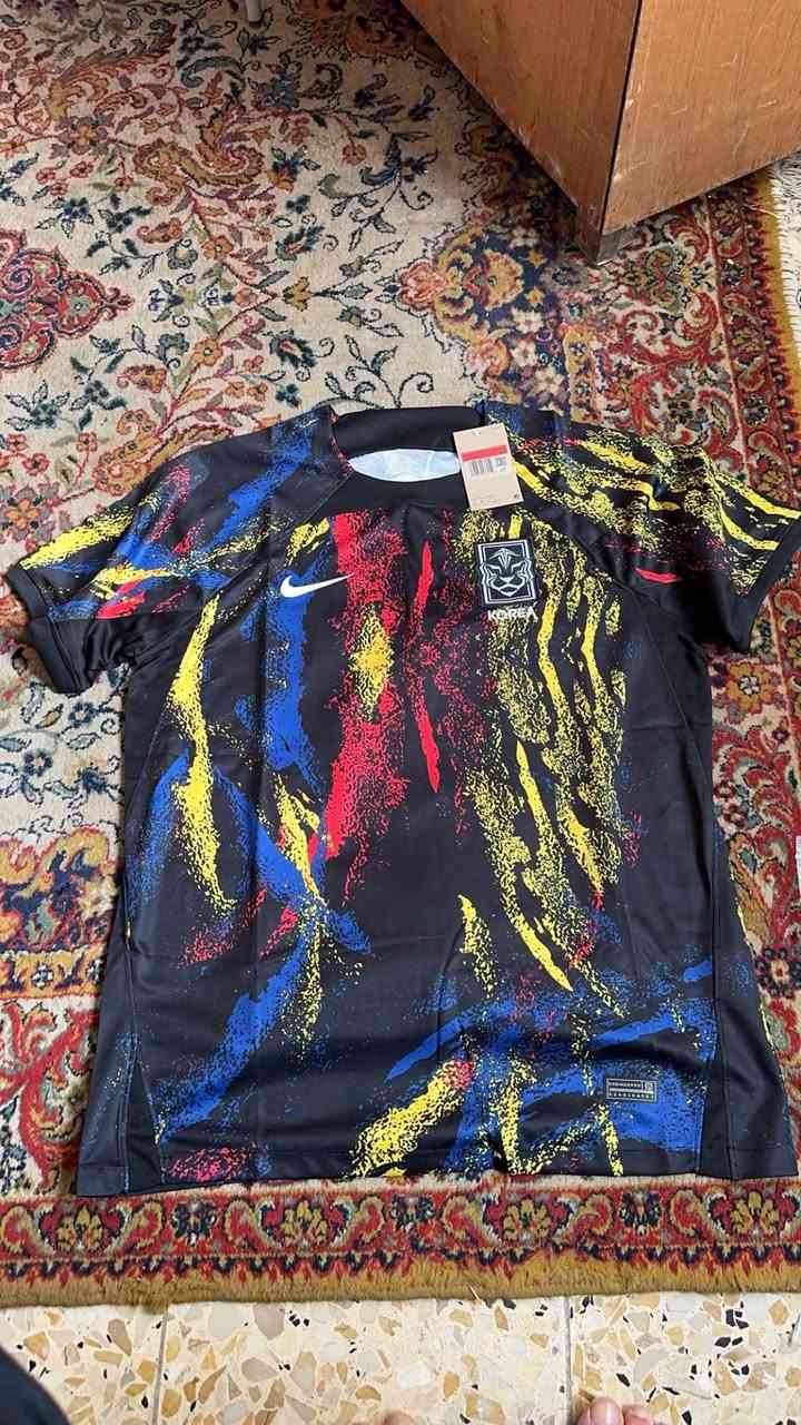 دريسات كلهن اصلي وكاله شركة نايك واديداس وامبرو 
الواحد 20 ثنين 35 يوجد توصيل جميع المحافظات 
مكاني بغداد الغدير ساحة نيسلون
***********
