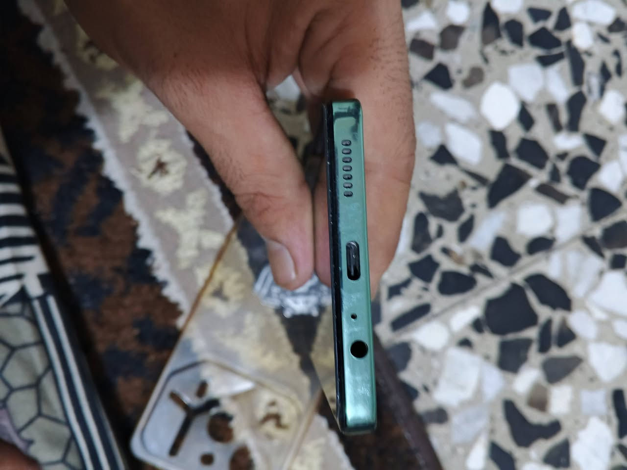 تكنو بوفا6 برو جهاز نظيف ماداخل تصليح بلادي العنوان بغداد السعر 250 وبي مجال بسيط واتساب  *********** متواجد خاص

