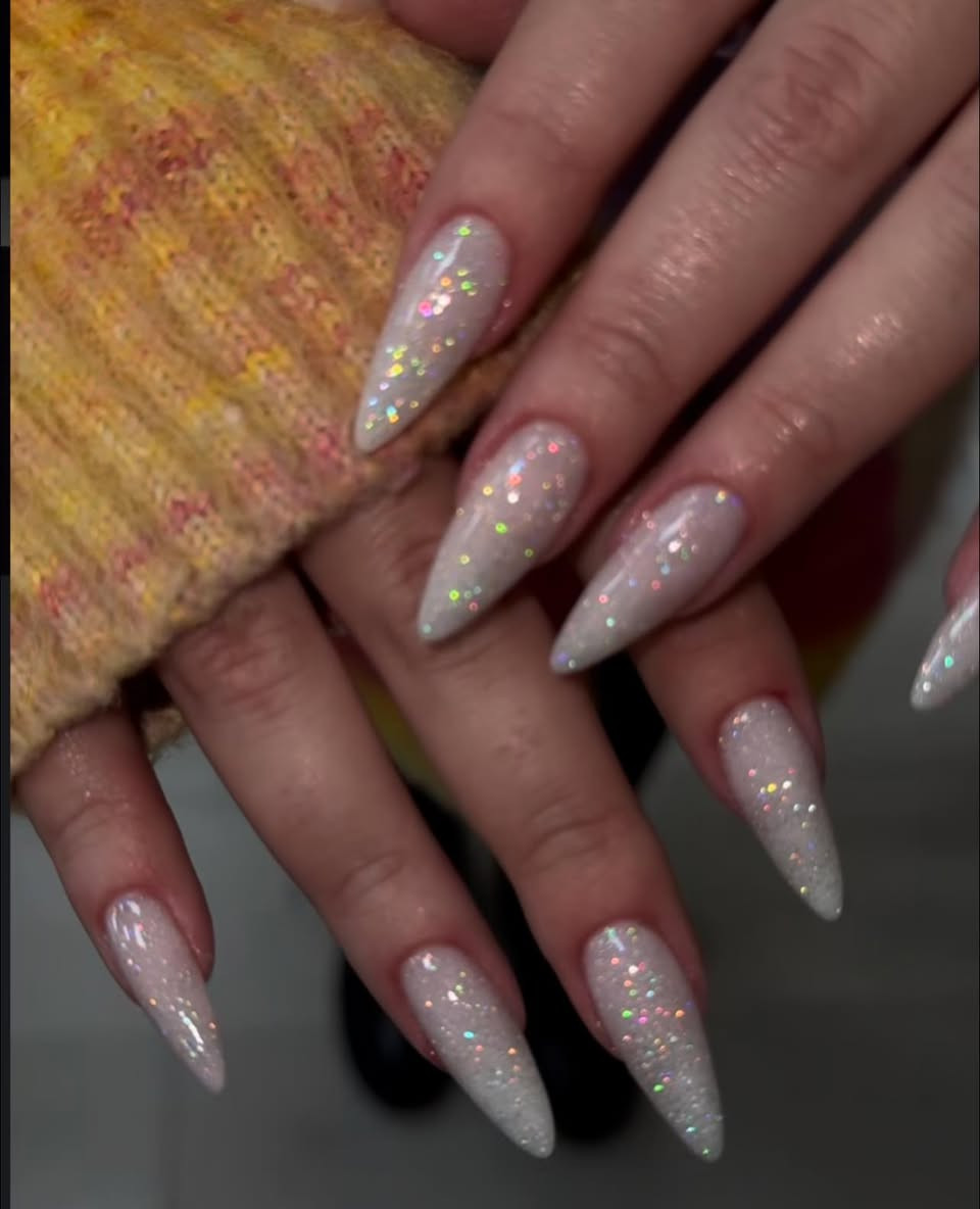 استغلو العروض لحد يوم 1/1
للحجز واستفسار ؏ هذا رقم *********** 
العنوان البياع شرطه رابعه شارع البالات 🤍
