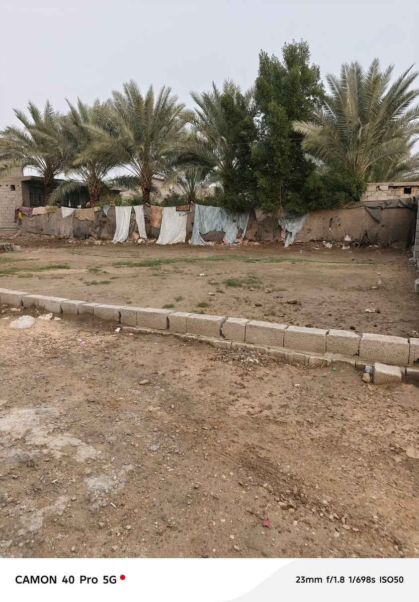 السلام عليكم بيت بحي رشيد مساحه 600متر الاستفسار ***********
